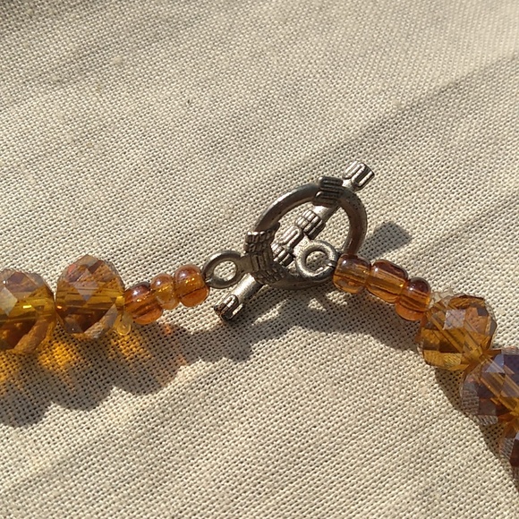 Sparkly! Three Vintage Necklaces, Amber Beads, Silver with Green Stone, … - Picture 10 of 15
